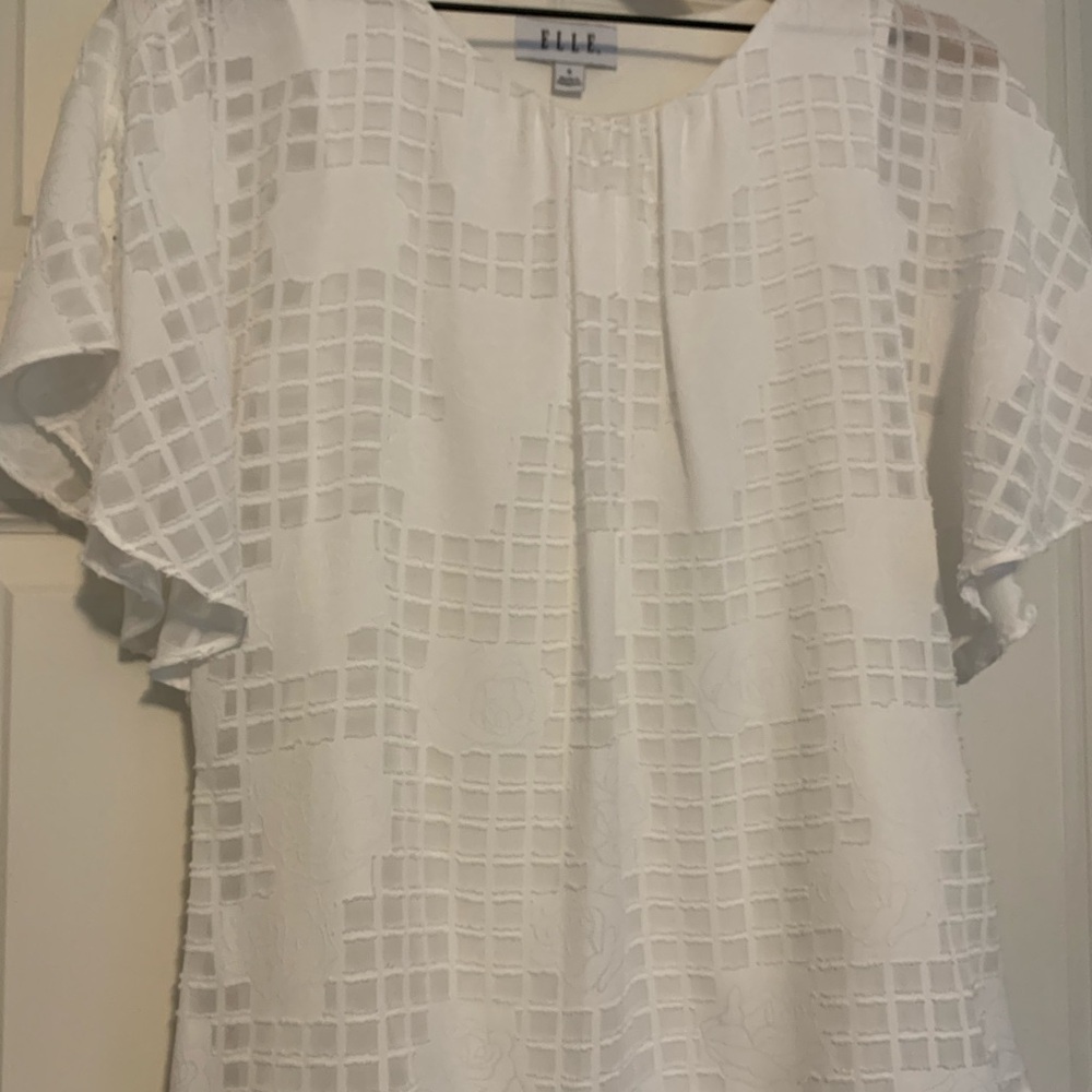 Elle Women's White Textured Blouse